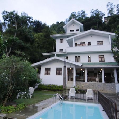 Muduna Walawwa Resort Kandy Zewnętrze zdjęcie