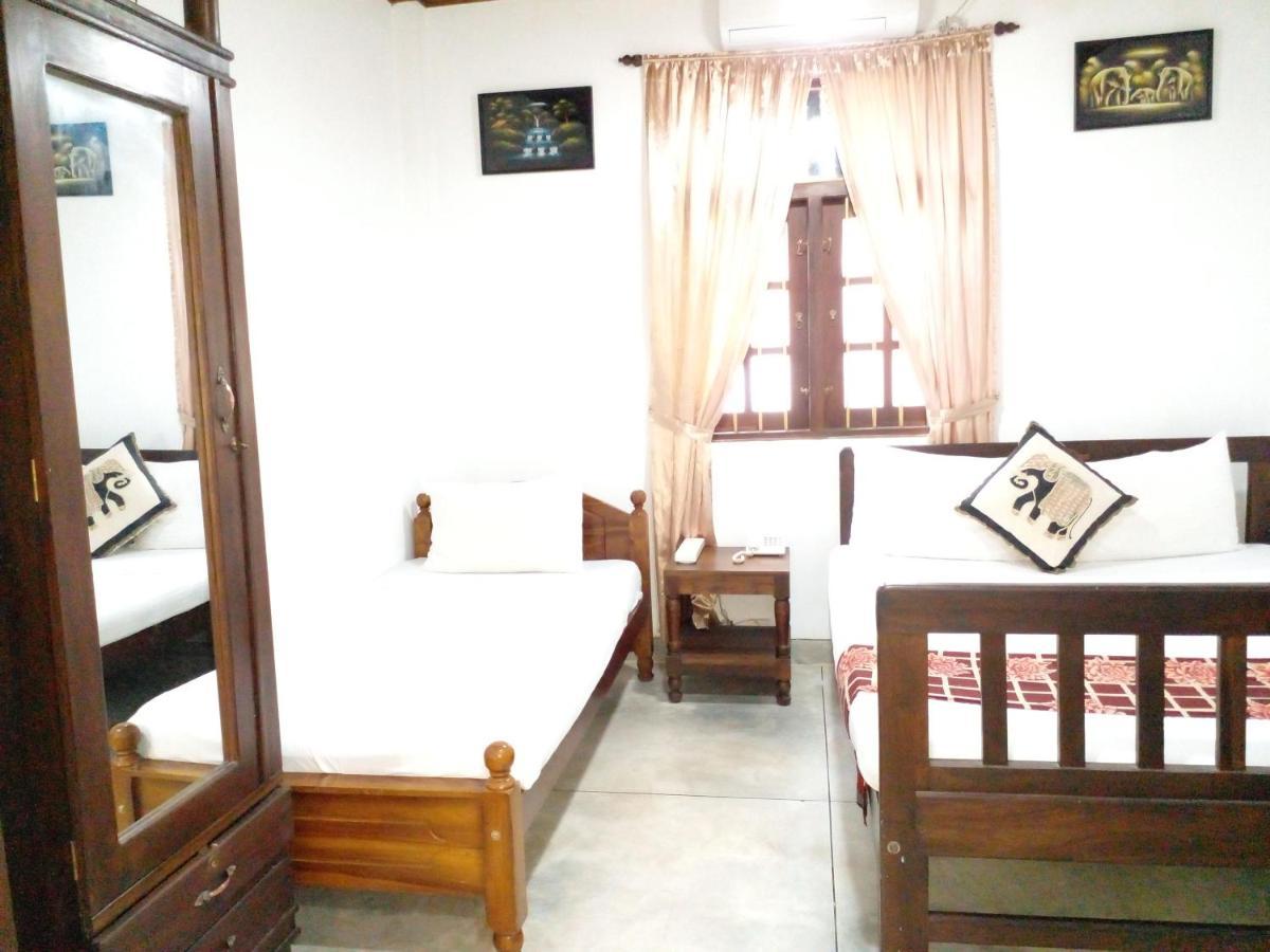Muduna Walawwa Resort Kandy Zewnętrze zdjęcie