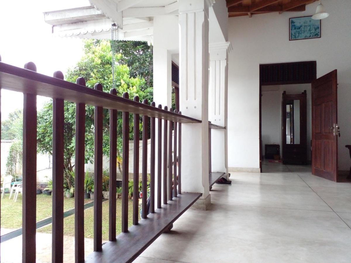 Muduna Walawwa Resort Kandy Zewnętrze zdjęcie