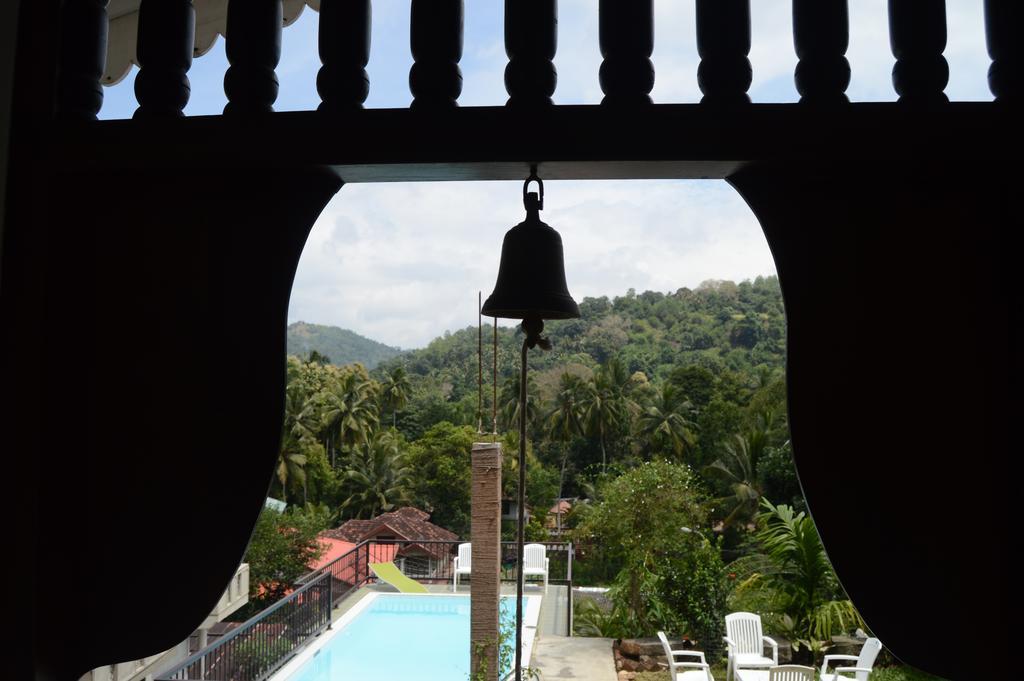 Muduna Walawwa Resort Kandy Zewnętrze zdjęcie
